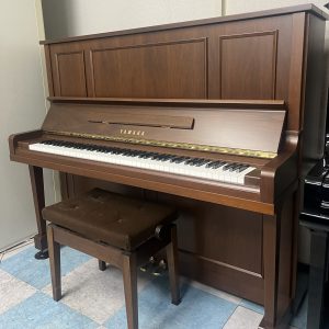 YAMAHA U30Wn #4561405